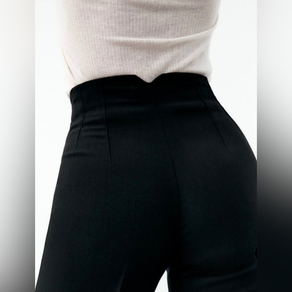 ZARA - High Waisted Darted Black Trouser Pant with Side Pockets - Picture 13 of 14